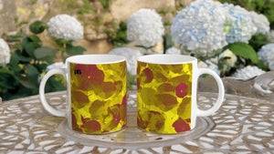 CAPUCINES 15 OLIVE-BLOOD_11oz (32 cl) Ceramic Mug - PBDesigns